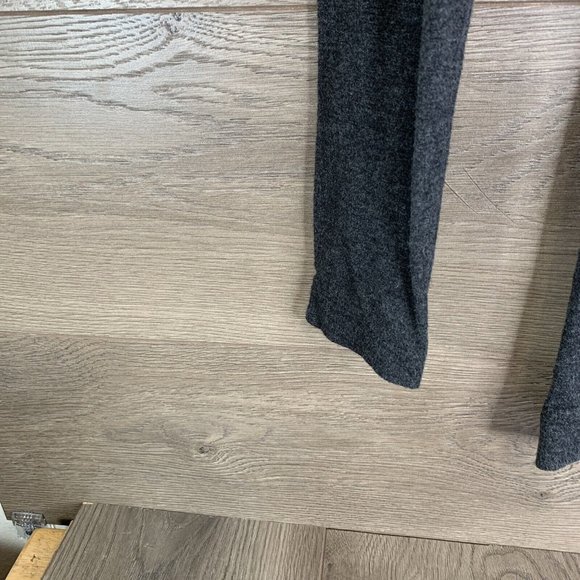 Cabi Swing Top Womens M Grey Tunic W/Wide Elastic Gather at Back Long Sleeve - Picture 3 of 11